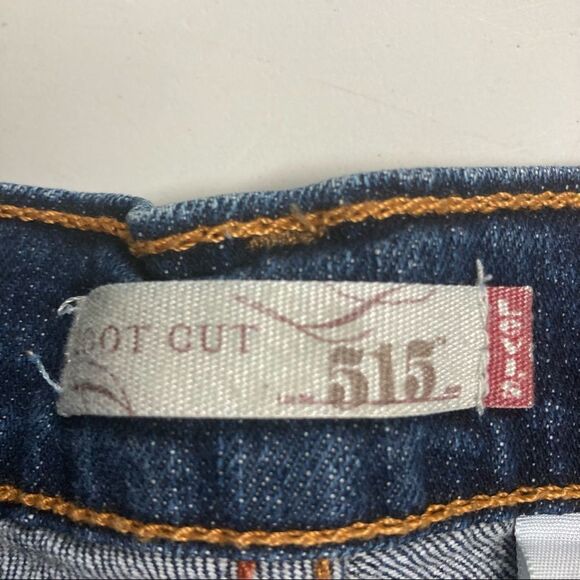 LEVI STRAUSS Women’s Bootcut 515 Size 12 M Inseam 30.5 Dark Wash - Picture 7 of 9